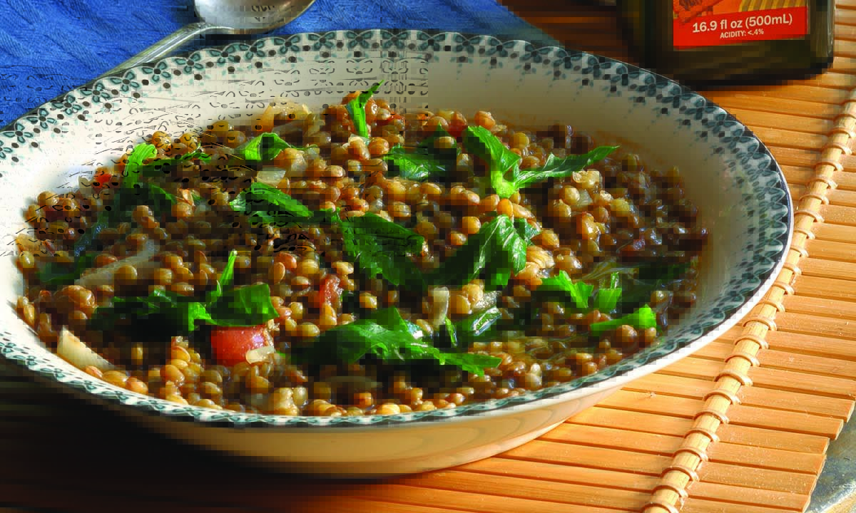 Vrisi-36_Lentil-Soup-with-Kale-and-chile-pepper