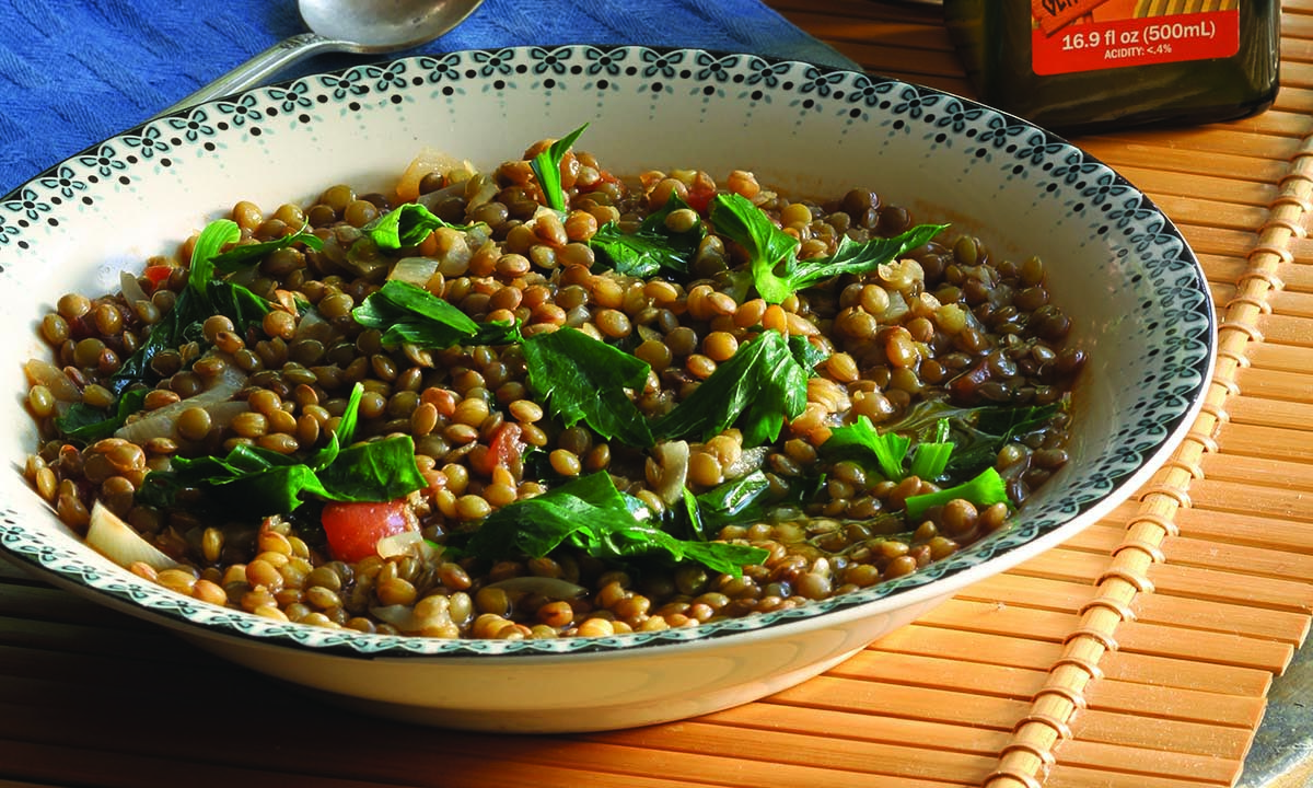 Vrisi-36_Lentil-Soup-with-Kale-and-chile-pepper