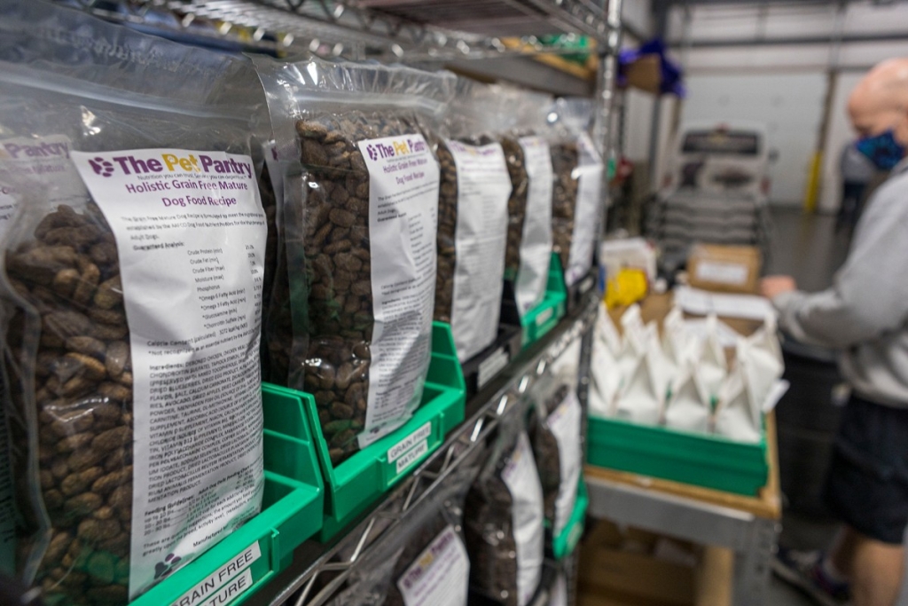 Bosco's holistic discount pet pantry