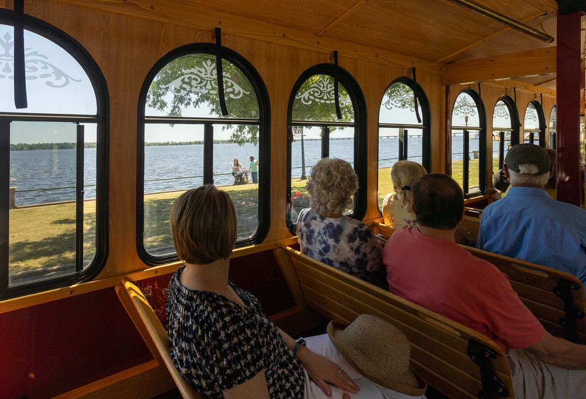 trolley tours new bern